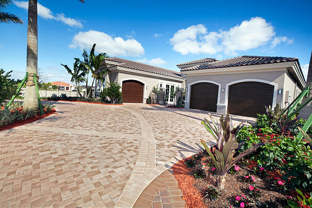 Best Professional Driveway Pavers  in St Henry, OH